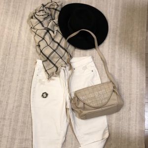 Stretchy women’s jeans